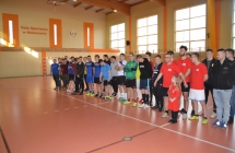 uczestnicy turnieju na wspolnym zdjeciu grupowym