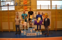 Zawodnicy na podium zawodów 