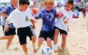 beach-soccer-kids